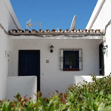 Los Cipreses 23 Casasol * Nerja