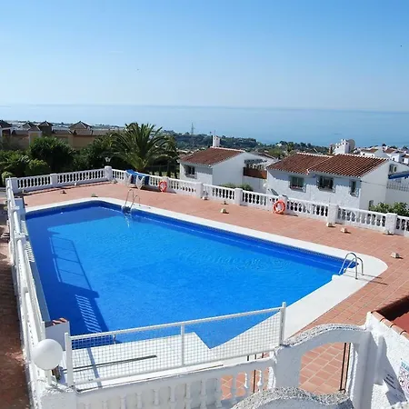 Los Cipreses 23 Casasol * Nerja